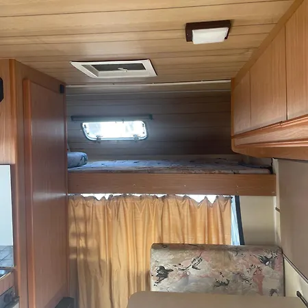 House On 4 Wheels