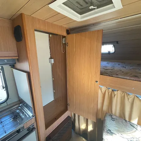 House On 4 Wheels